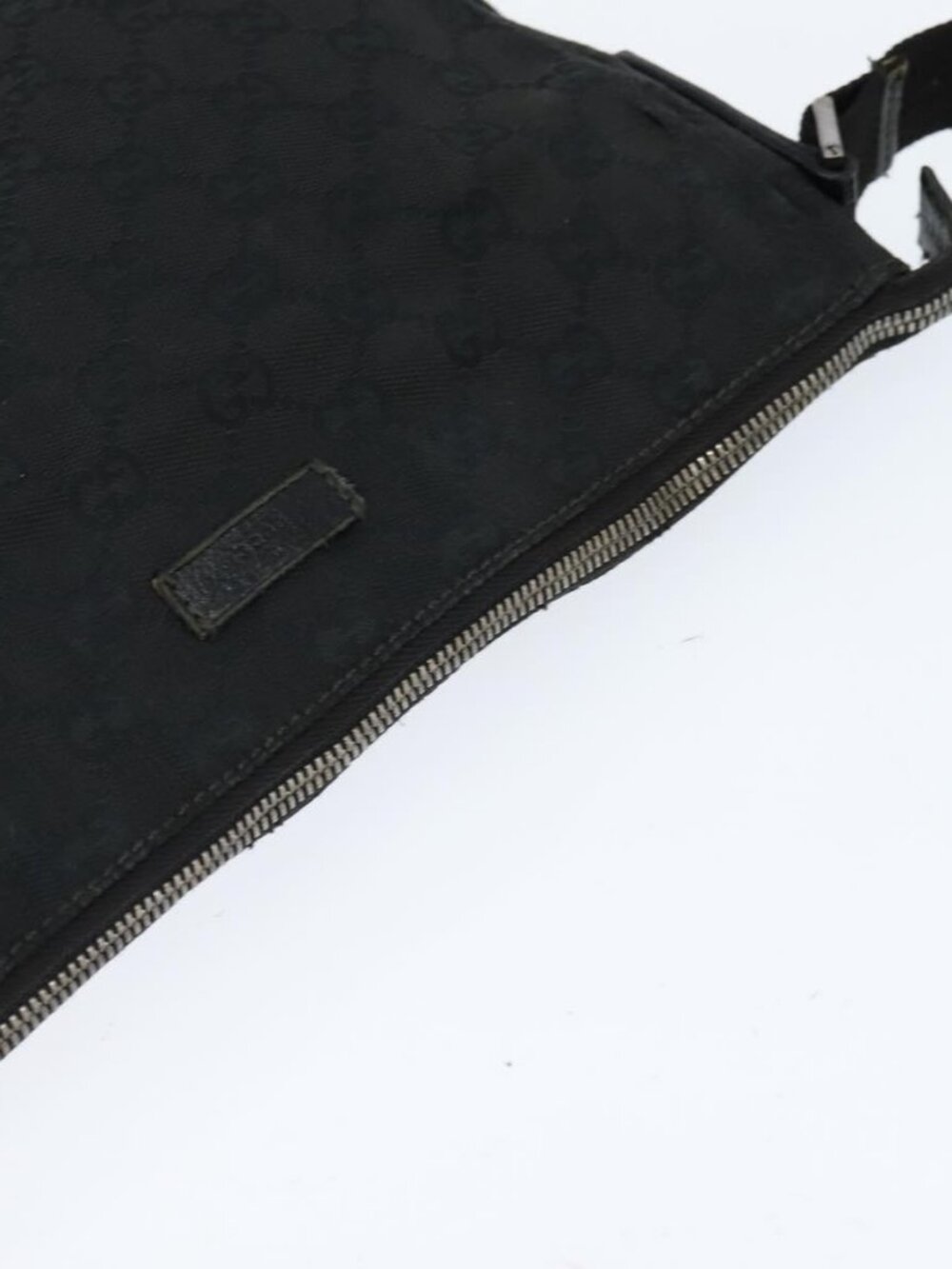 Authentic GUCCI GG Canvas Shoulder Bag Black Silver 114273 - Picture 13 of 16